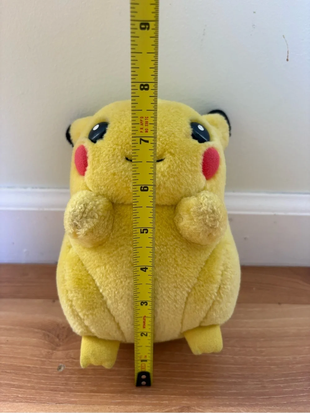 Hasbro 2004 Pikachu I Choose You Plush Light Up Red LED Cheeks Pokémon